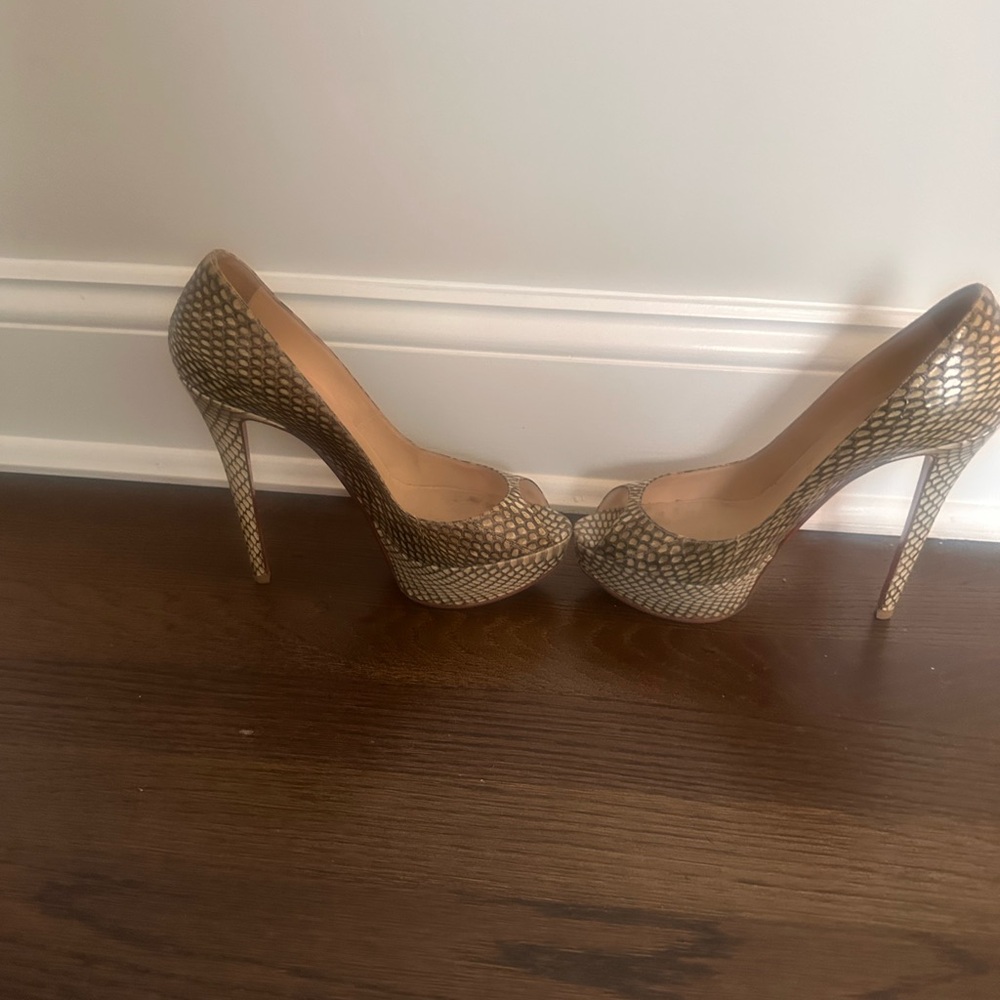 Christian Louboutin Snakeskin Peep Toe Heels 38